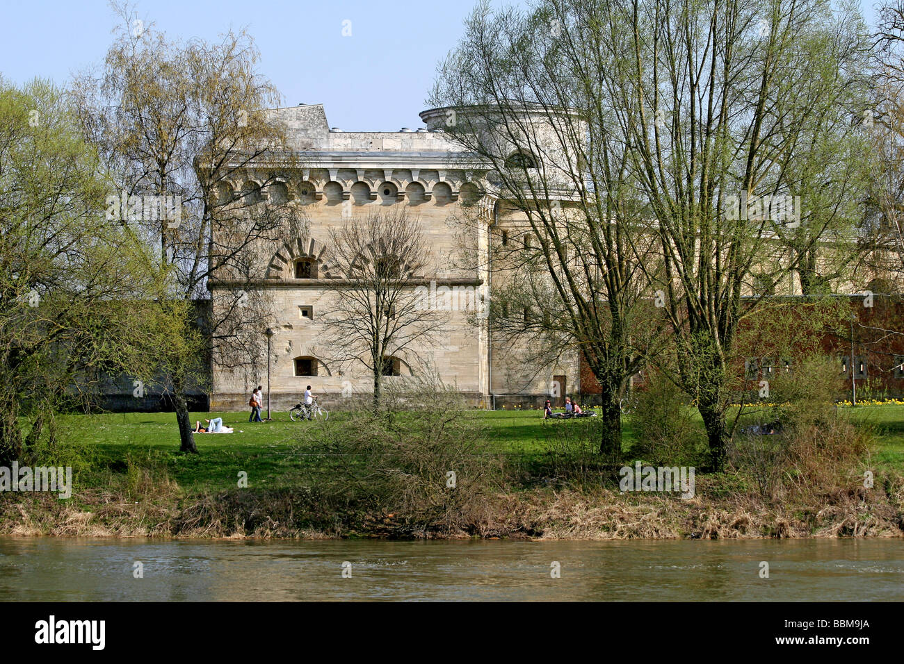 Reduit Tilly, Donau im Vordergrund, neoklassische
