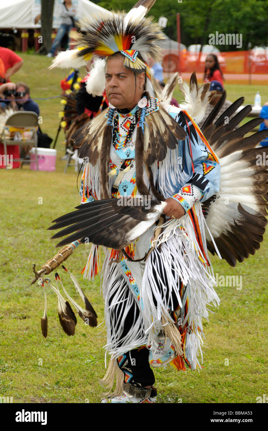 Native American Indian Tänze in ein Pow-Wow in Waldorf, Maryland Stockfoto