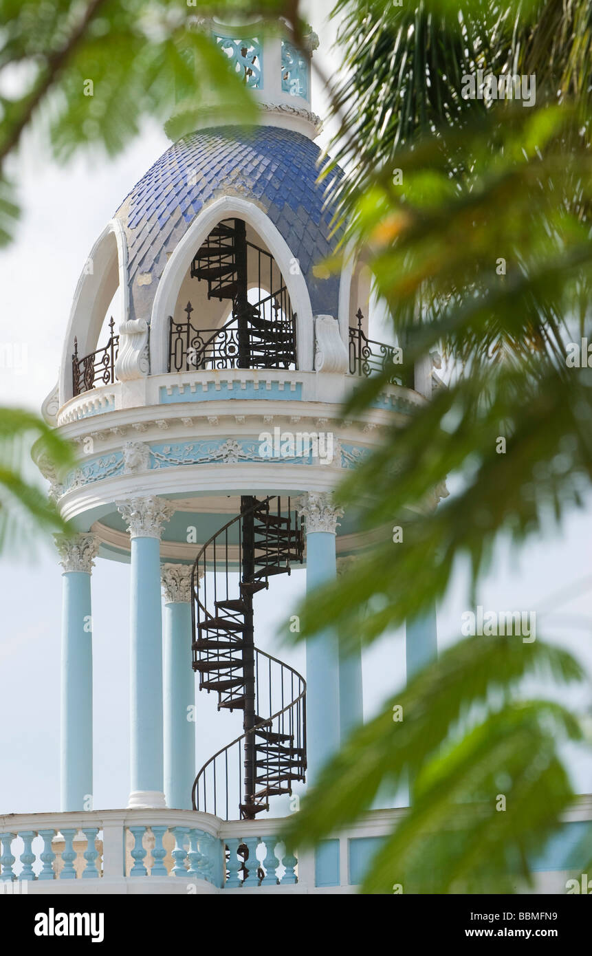 Kuba, Cienfuegos. Casa de Cultura Benjamin Duarte, Jose Marti Plaza Stockfoto