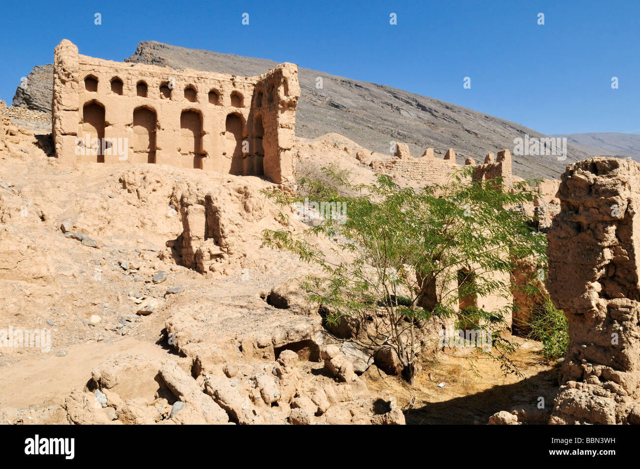 Ruinen von den historischen Adobe Tanuf, Hajar al-Gharbi-Gebirge, Dhakiliya Region, Sultanat Oman, Arabien, Nahost Stockfoto
