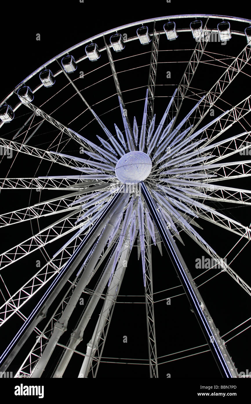 Das große Riesenrad am Londoner Winter Wonderland-Event im Hyde Park Stockfoto