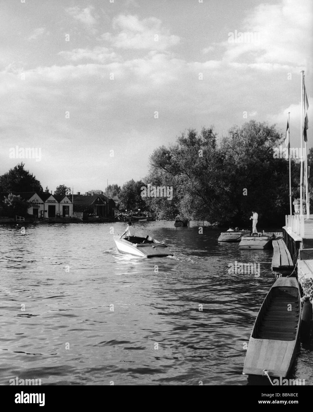 Geografie/Reisen, Großbritannien, Landschaften, Flüsse, Themse River bei Maidenhead, 1960er Jahre, Stockfoto