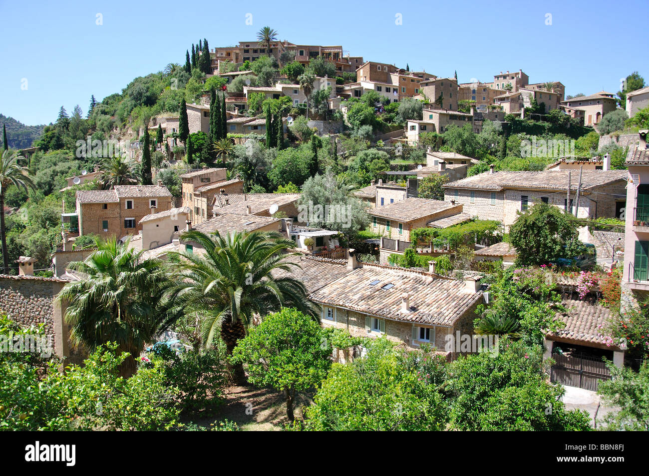 Hügel Dorf Deia, Gemeinde Deia, Mallorca, Balearen, Spanien Stockfoto