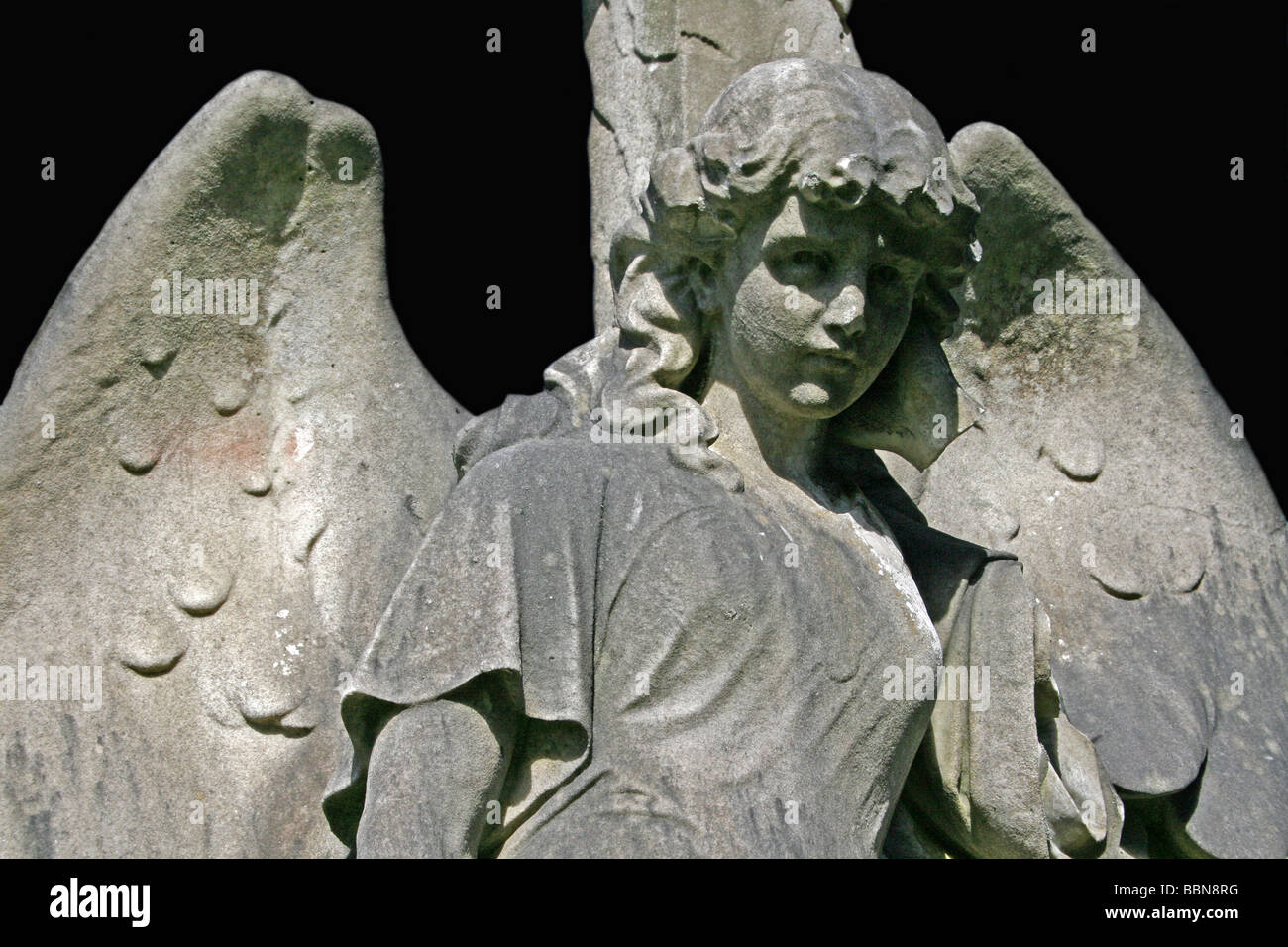 Grabstein von Engel In Flaybrick Memorial Friedhof Gärten, Bidston Hill, Wirral, Merseyside, England, UK Stockfoto