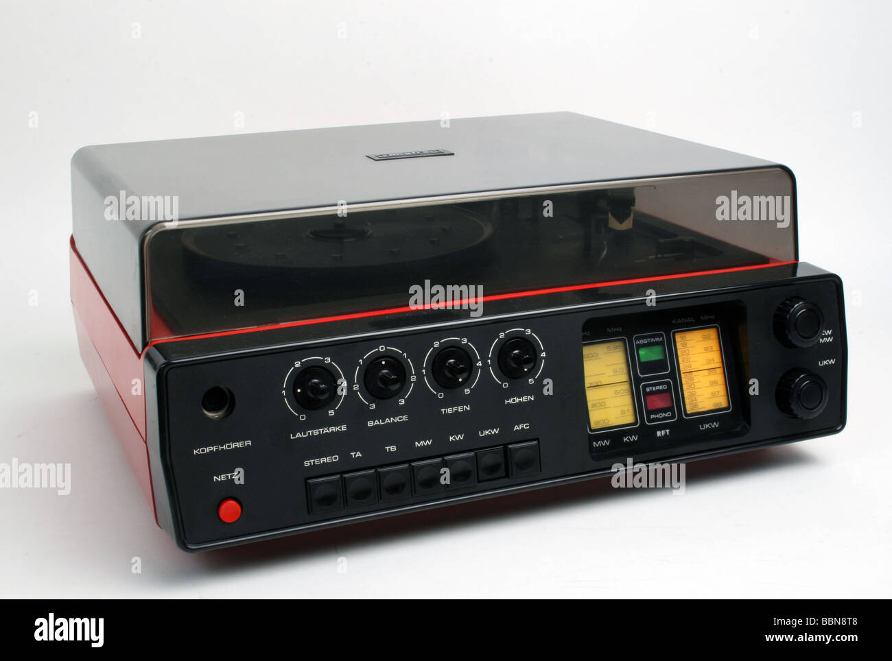 Sendung, Radio, Radiogeräte, Radio-Phono-Kombination Robotron 4000 Stereo-Set, Mady vom VEB Robtoron-Elektronik Dresden, DDR, 1976, Stockfoto