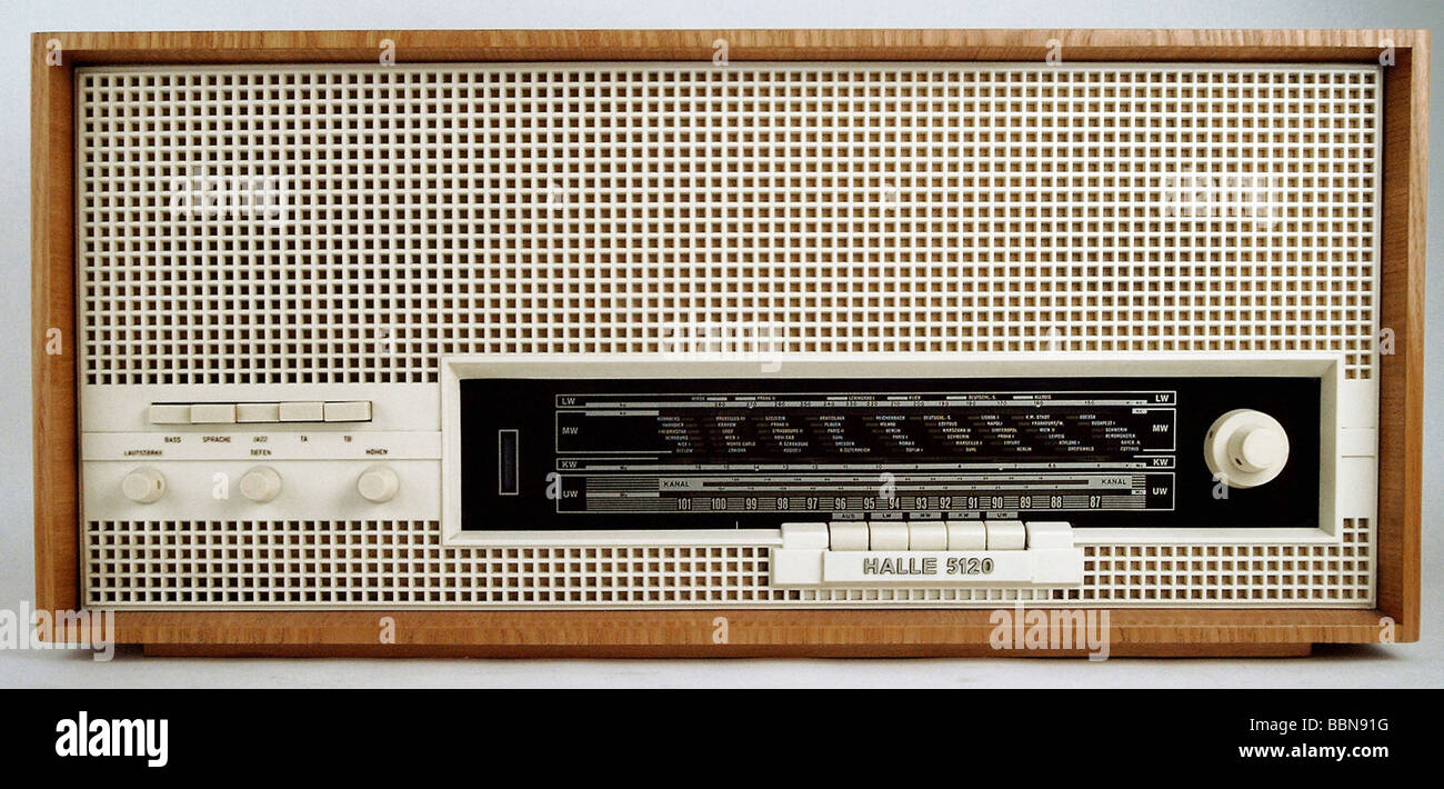 Rundfunk, Radio, Radios, Mittelsuper Halle 5120, durch den VEB Stern