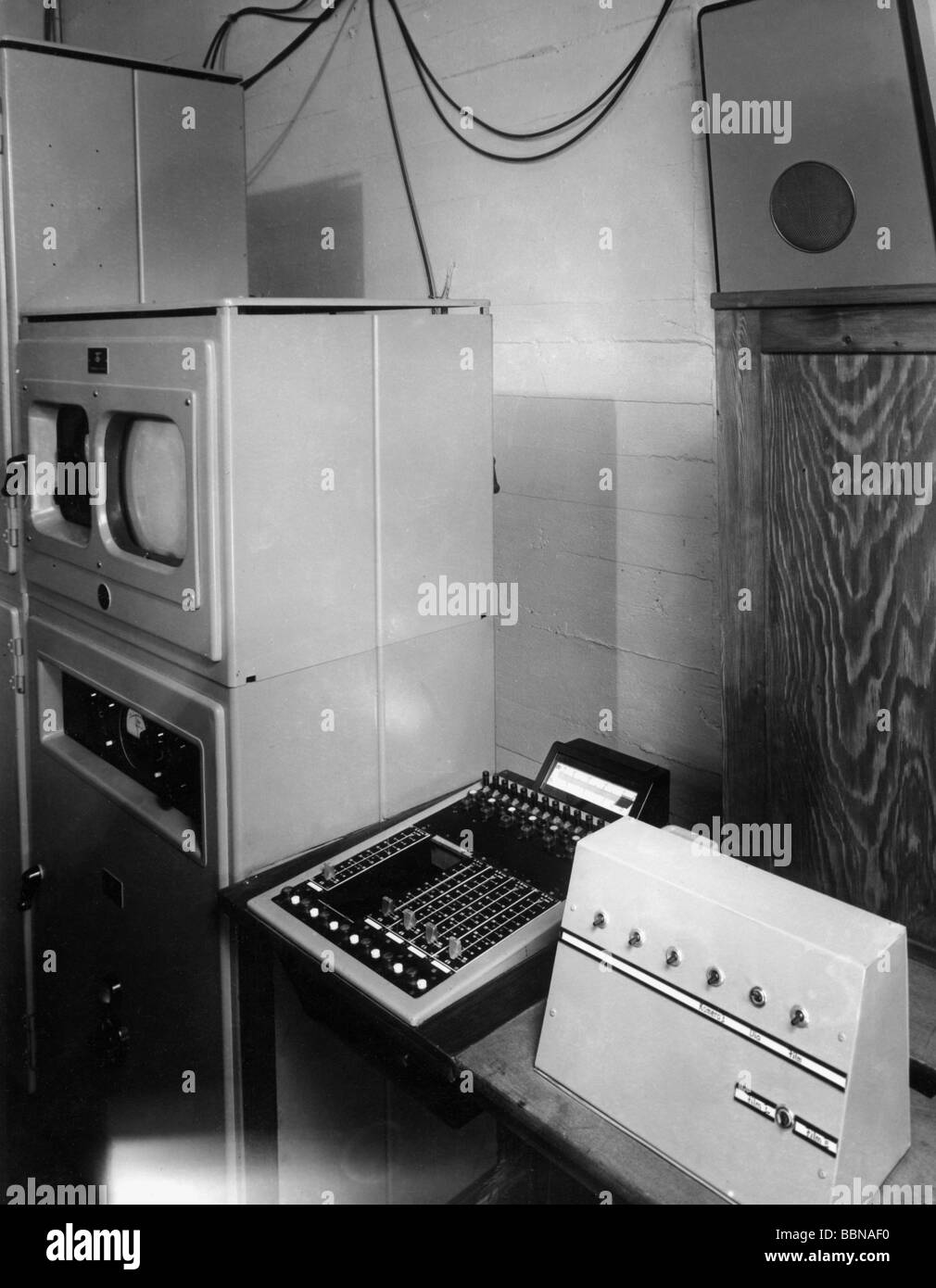 Rundfunk, Fernsehen, Technik, Steuergerät, Ton- und Bildmischpulte, Nordwestdeutscher Rundfunk (Nordwestdeutscher Rundfunk, NWDR), ca. 1952, Stockfoto