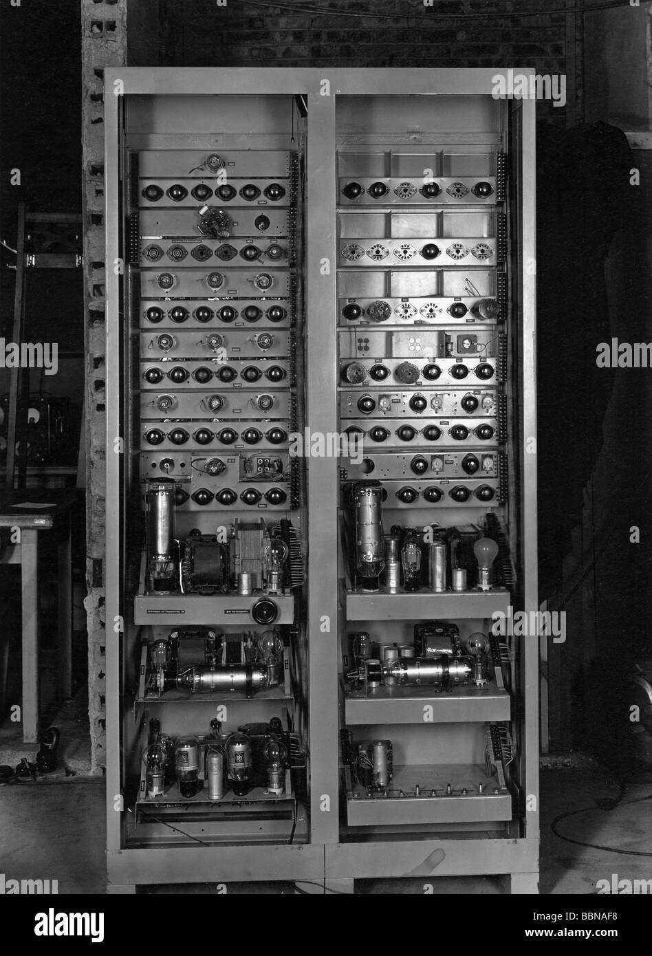 Broadcast, Fernsehen, Technik, Pulse Unit, Nordwestdeutscher Rundfunk (Nordwestdeutscher Rundfunk, NWDR), ca. 1952, Stockfoto
