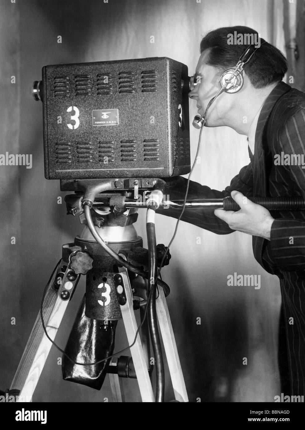Rundfunk, Fernsehen, Technik, Filmkamera der Fernsehfunk Gmbh, Darmstadt-Nordwestdeutscher Rundfunk (Nordwestdeutscher Rundfunk, NWDR), ca. 1952, Stockfoto