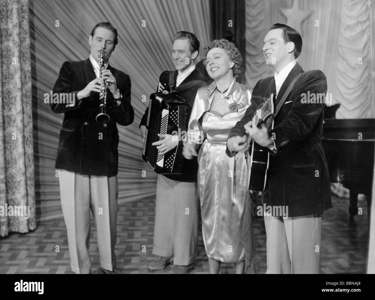 Sendung, Fernsehen, Studios, Aufnahme einer Show mit Friedel Hensch und der Cypris, Nordwestdeutscher Rundfunk (Nordwestdeutscher Rundfunk, NWDR), Studios, Hamburg, ca. 1952, Stockfoto