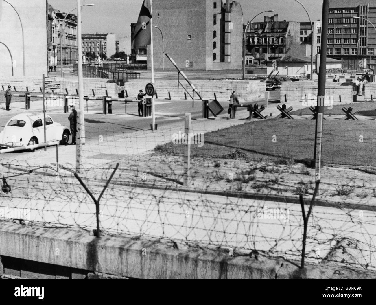 Geographie/Reise, Deutschland, Berlin, Mauer, Checkpoint Charlie, Grenzübergang für Allied Personal, Friedrichstraße, 1960er Jahre, Stockfoto