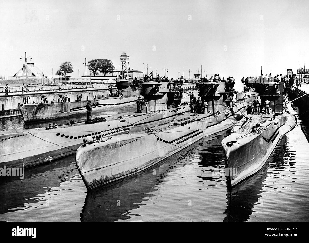 Ereignisse, Zweiter Weltkrieg/zweiter Weltkrieg, Kriegsführung der Marine, Ende des Krieges, deutsche U-Boote kurz vor der Kapitulation in Wilhelmshaven, Mai 1945, Stockfoto