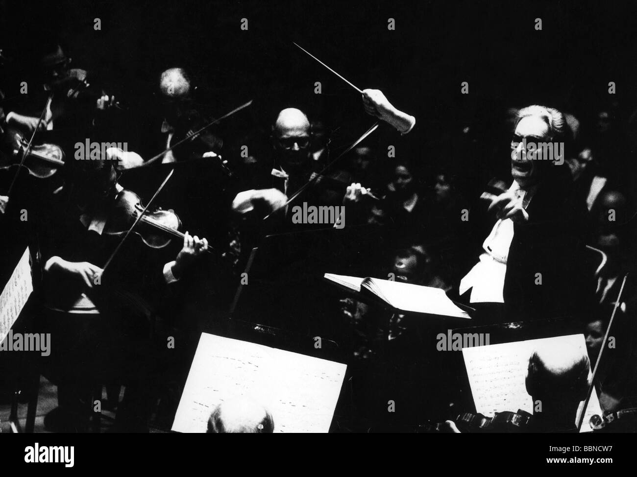 Otto klemperer SchwarzweißStockfotos und bilder Alamy Otto klemperer SchwarzweißStockfotos und bilder Alamy