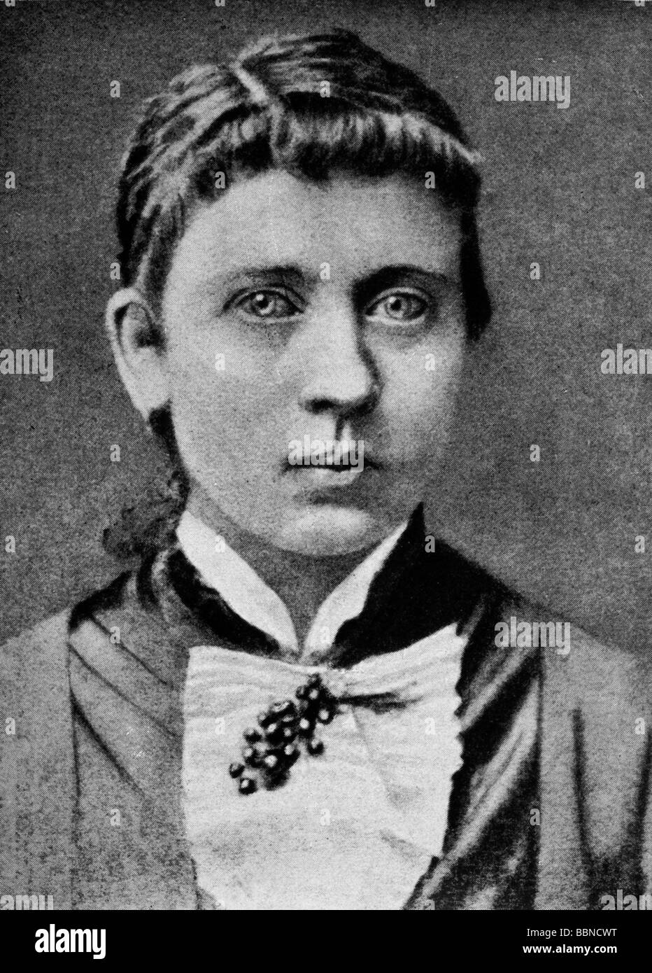 Mutter Erzähl Von Adolf Hitler Die mutter von adolf hitler -Fotos und -Bildmaterial in hoher Auflösung