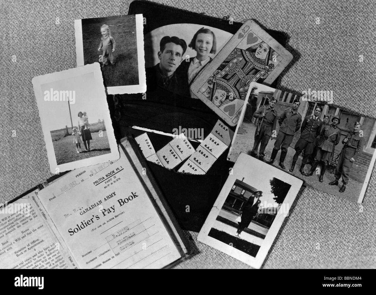 Ereignisse, Zweiter Weltkrieg/zweiter Weltkrieg, Frankreich, Dieppe, 19.8.1942, Habseligkeiten eines gefallenen kanadischen Soldaten, Stockfoto