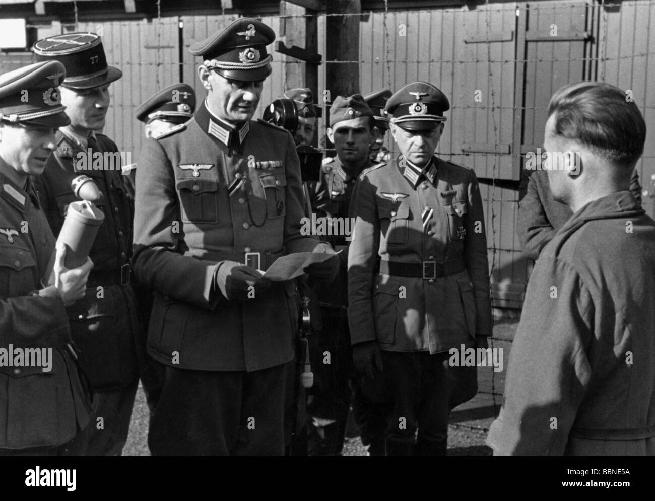 Ereignisse, Zweiter Weltkrieg/zweiter Weltkrieg, Frankreich, Freilassung französischer Kriegsgefangenen, als Gegenleistung für das passive Verhalten der Bürger von Dieppe während des alliierten überfalls am 19.8.1942, Berlin, Deutschland, September 1942, Stockfoto