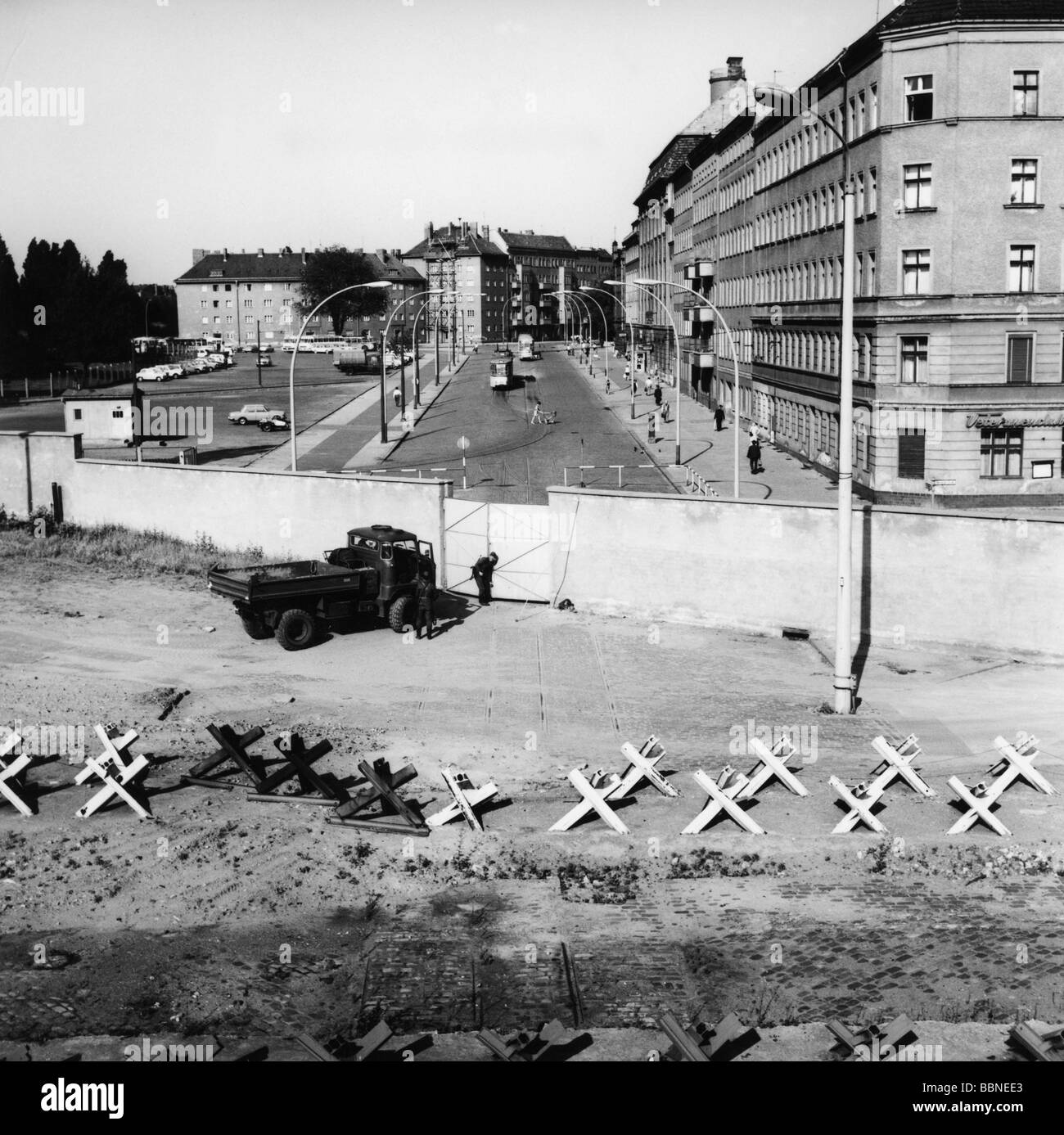 Geografie/Reisen, Deutschland, Berliner Mauer, Barrikaden, Bernauer Straße, 1970, Stockfoto