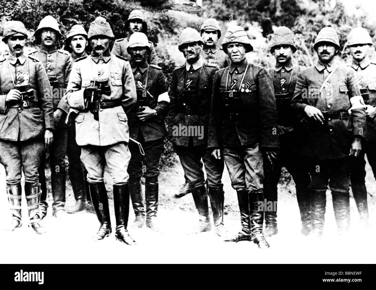 Präsident der republik türkei 1923 1938 SchwarzweißStockfotos und bilder Alamy