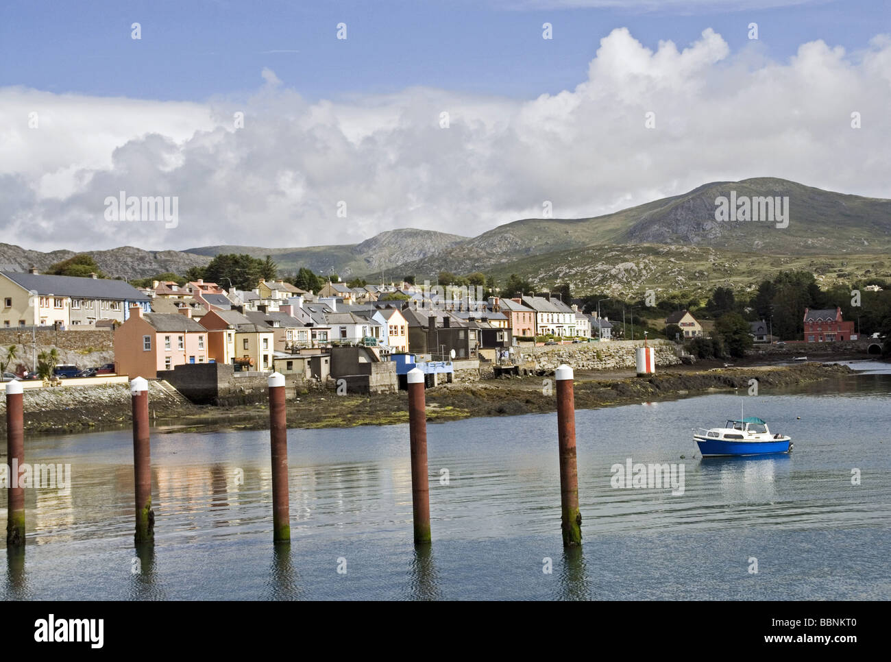 Geographie/Reisen, Irland, Bearhaven, mit Blick auf das Dorf, Additional-Rights - Clearance-Info - Not-Available Stockfoto