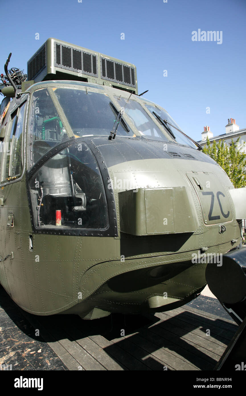 Nahaufnahme von einer Royal Navy Westland Sea King hat Mk 6 Helecopter auf statischer Anzeige an der Old Royal Naval College in Greenwich Stockfoto