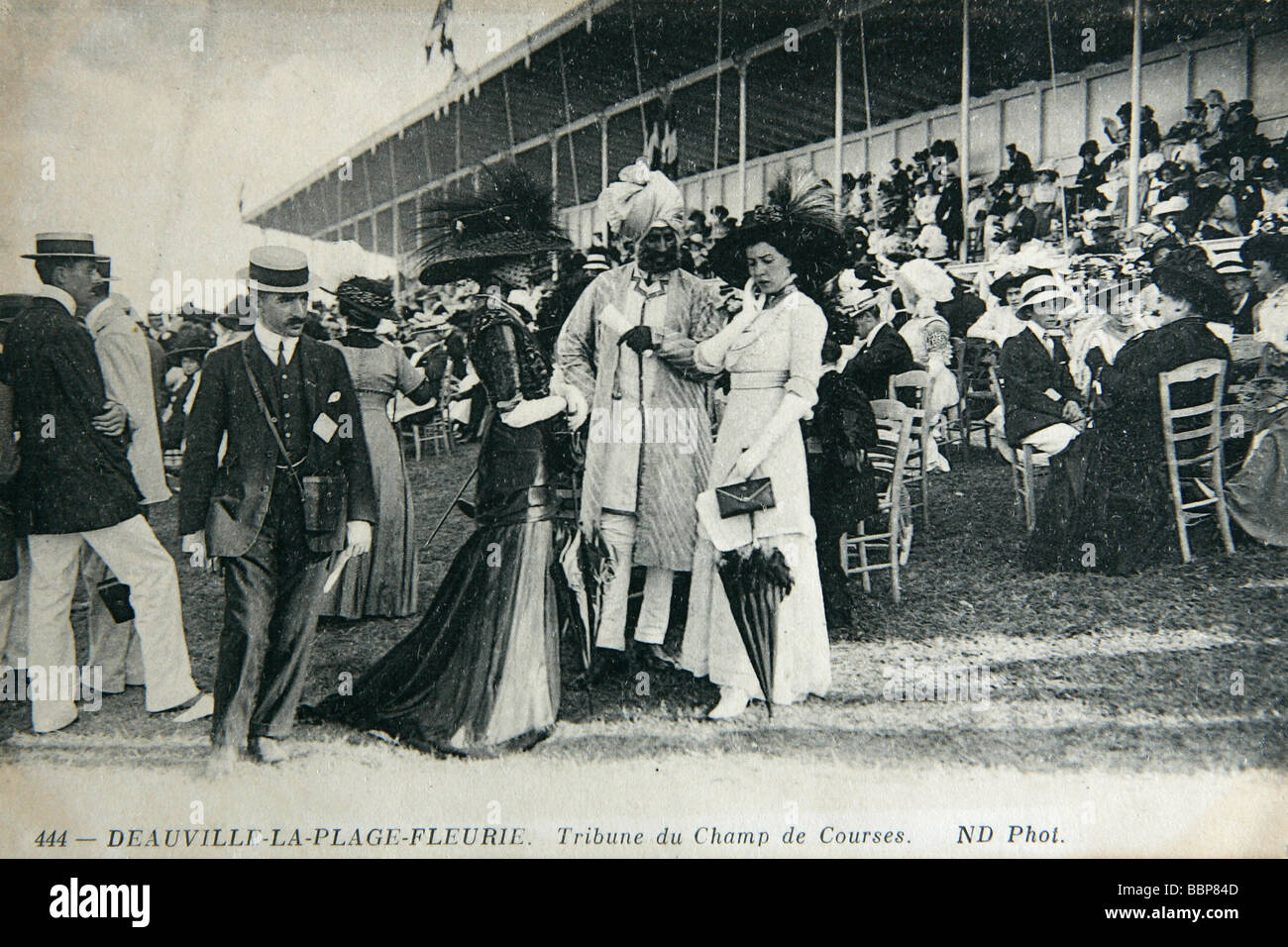 DIE RENNSTRECKE, DEAUVILLE WÄHREND DER BELLE EPOQUE ANFANG 20 JH., CALVADOS (14), NORMANDIE, FRANKREICH, G. HAMEL-SAMMLUNG Stockfoto