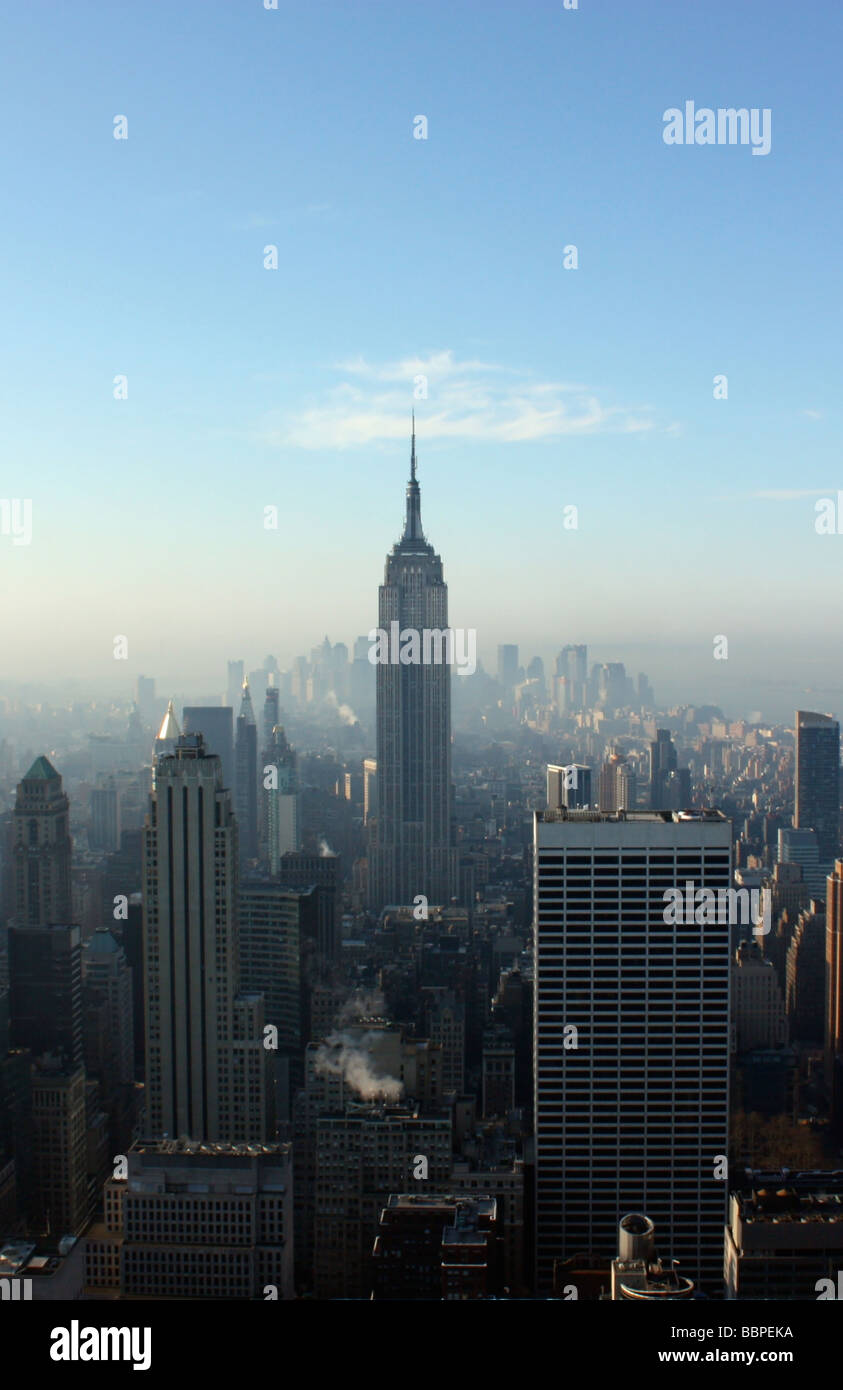 Skyline von New York mit dem Empire State Building Stockfoto
