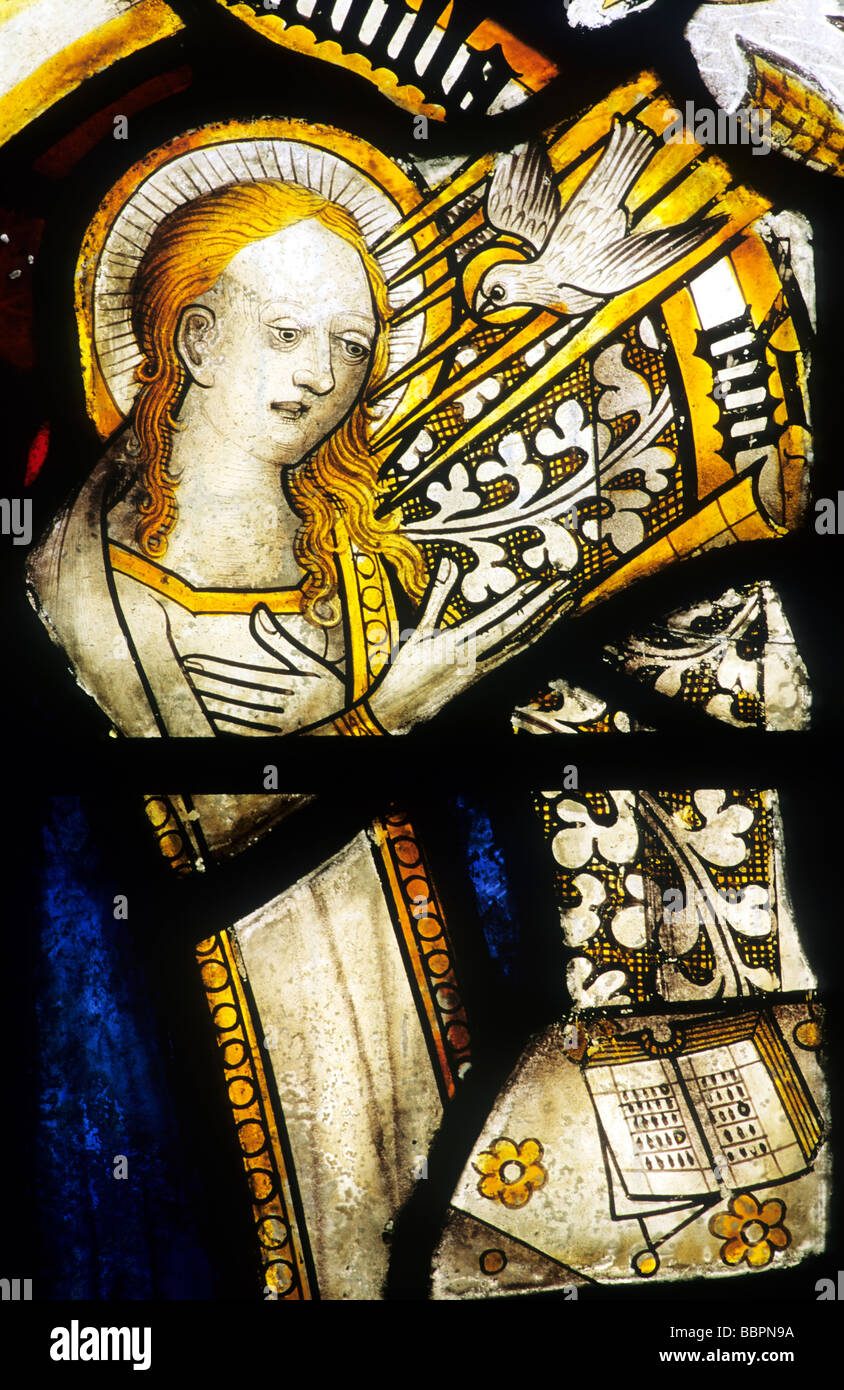 Die Jungfrau Maria und Taube Glasmalerei-Fenster Bale Norfolk Norwich Schule Englisch 15. Jahrhundert mittelalterlichen Kunst East Anglia, England Stockfoto
