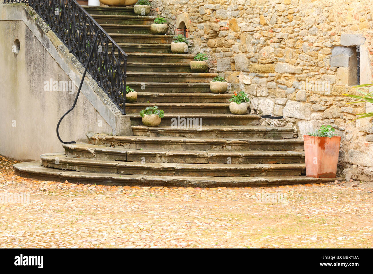 Treppen-Saint Papoul Languedoc-Roussillon Frankreich Stockfoto