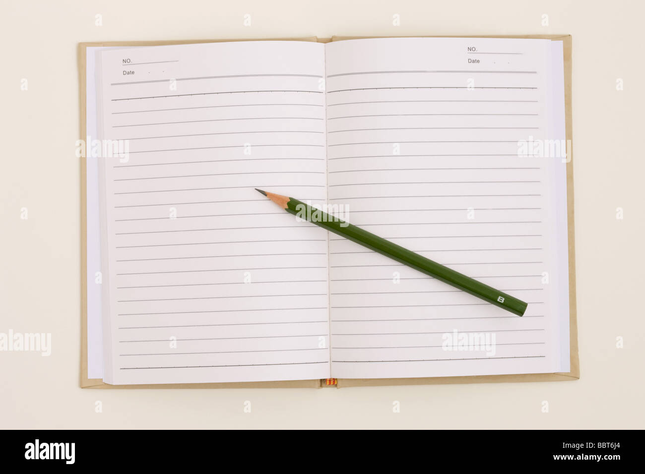 Notizbuch mit Bleistift Stockfoto