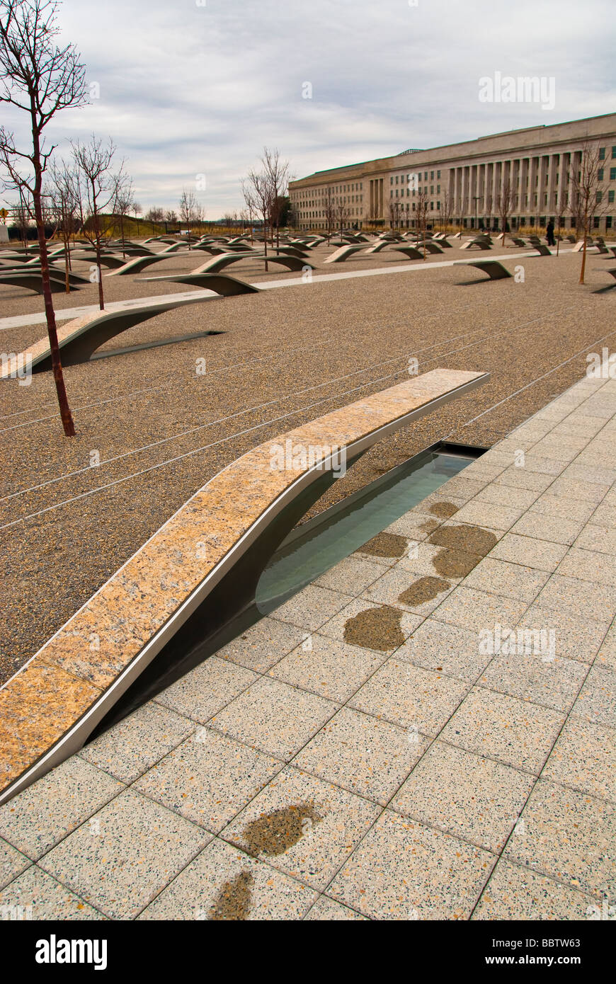 9 11 amerikanischen DC District Of Columbia Nordamerika Pentagon Pentagon Memorial uns Washington DC Bänke Verlust Verluste Denkmal Stockfoto