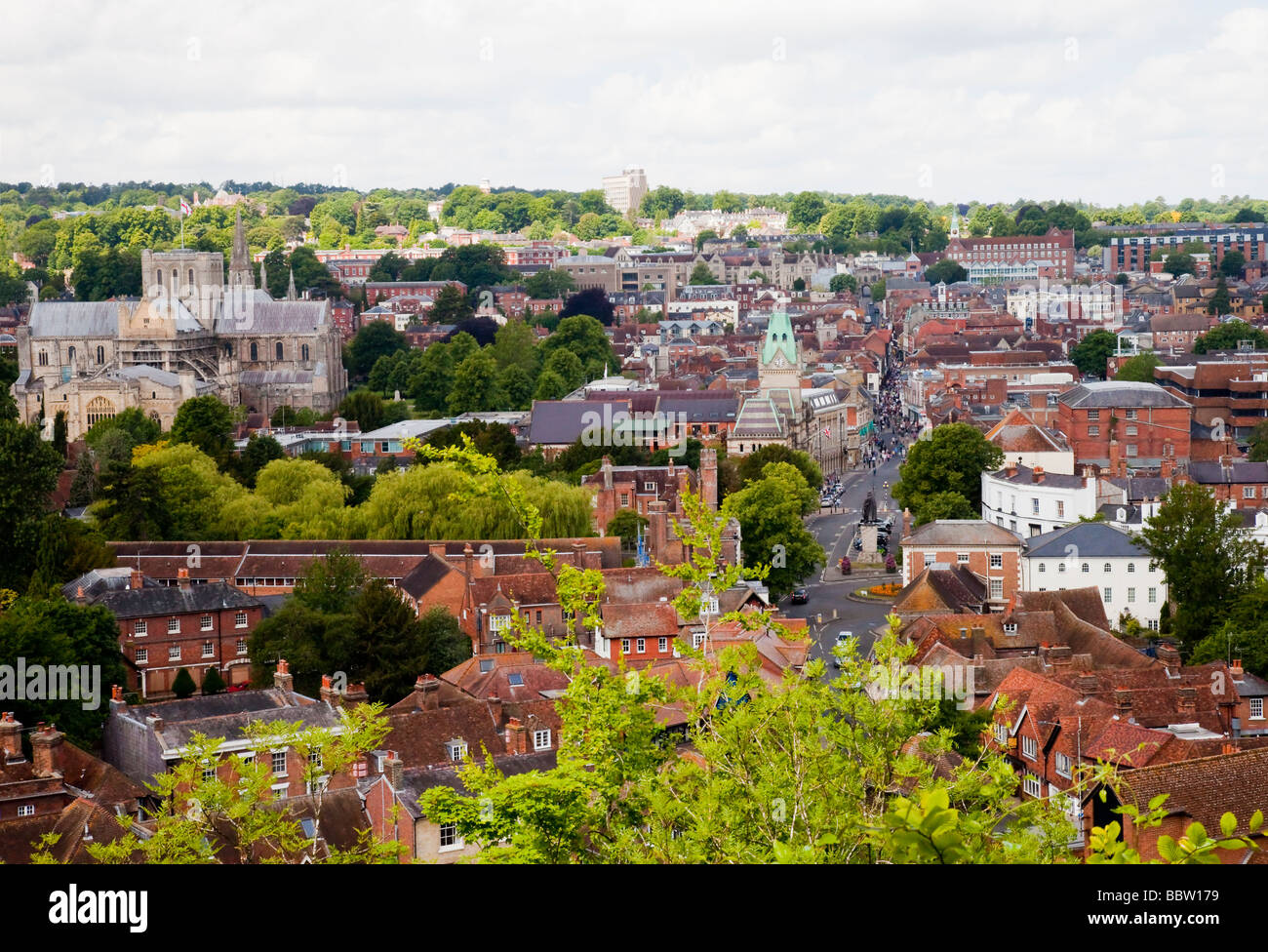 Aussichtspunkt mit Blick auf Stadt Winchester, Hampshire Stockfoto