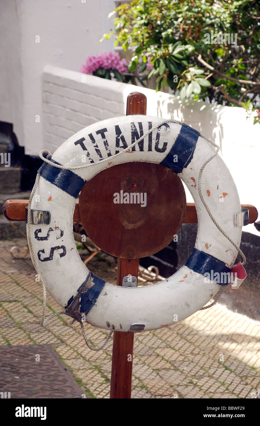 SS-Titanic Namen Replik Rettungsring, Dartmouth, Devon, UK Stockfoto
