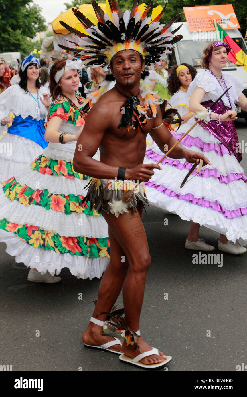 Deutschland Berlin Karneval der Kulturen Gruppe von Tänzern Stockfoto