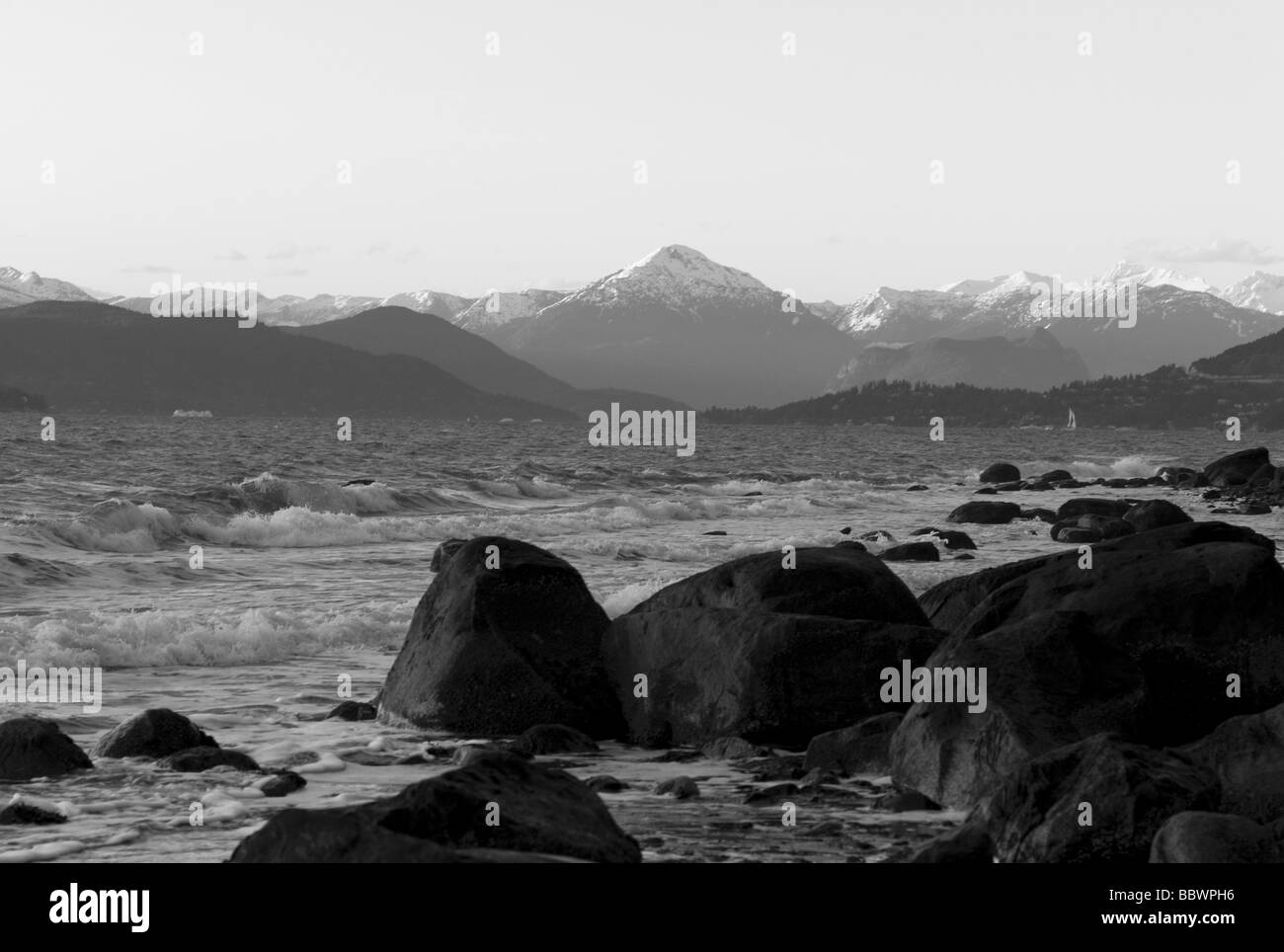 Felsen entlang der Küste in Vancouver, British Columbia, Kanada Stockfoto