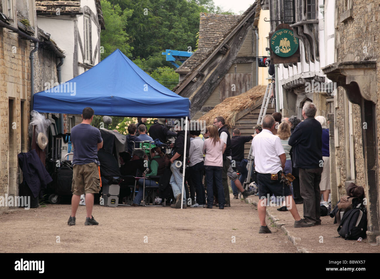 Dreharbeiten zum BBC-Serial Cranford in Lacock, Wiltshire, Großbritannien Stockfoto