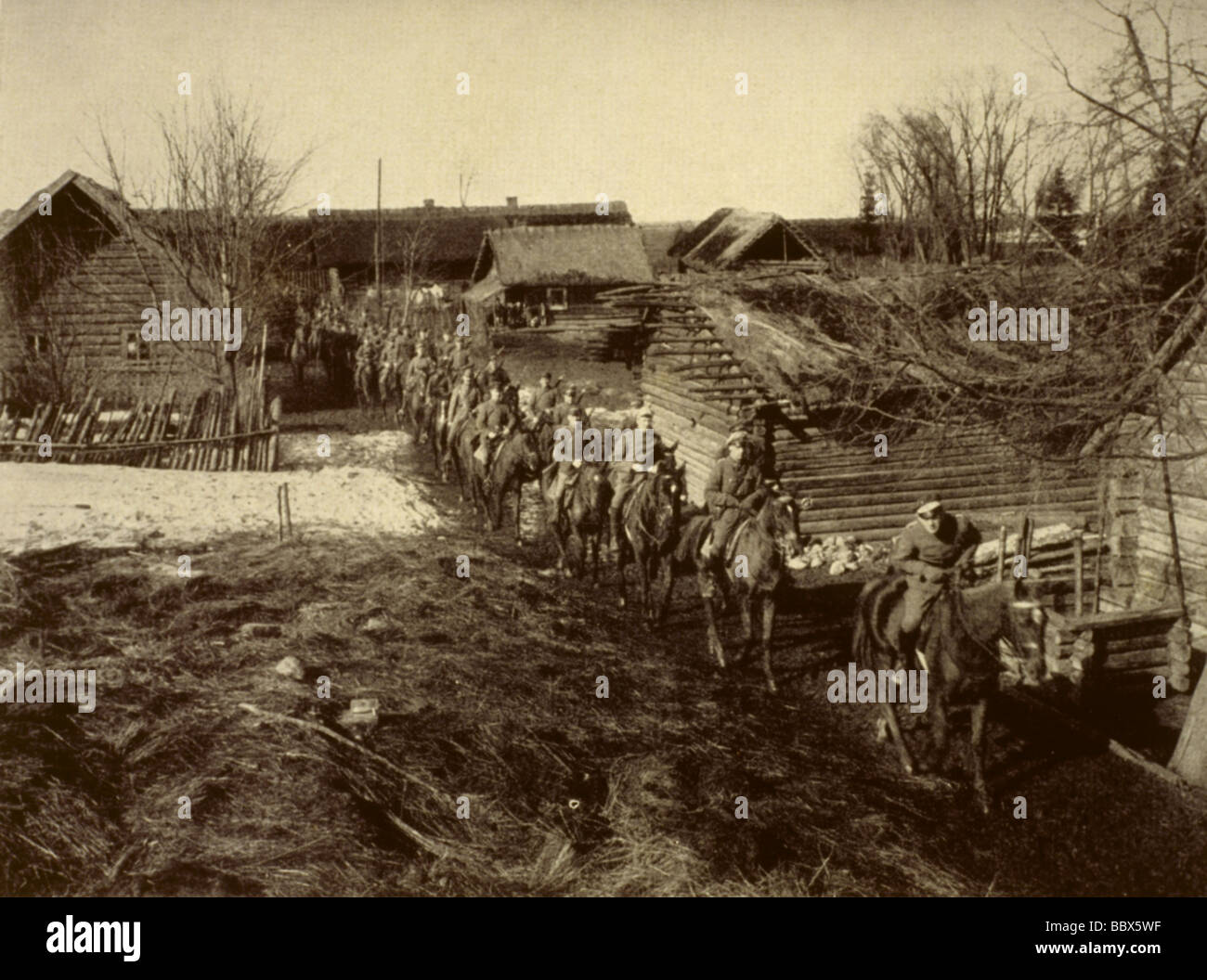 Veranstaltungen, Erster Weltkrieg / erster Weltkrieg, Ostfront, Baltische Landeswehr in einem Dorf, 1918, Stockfoto