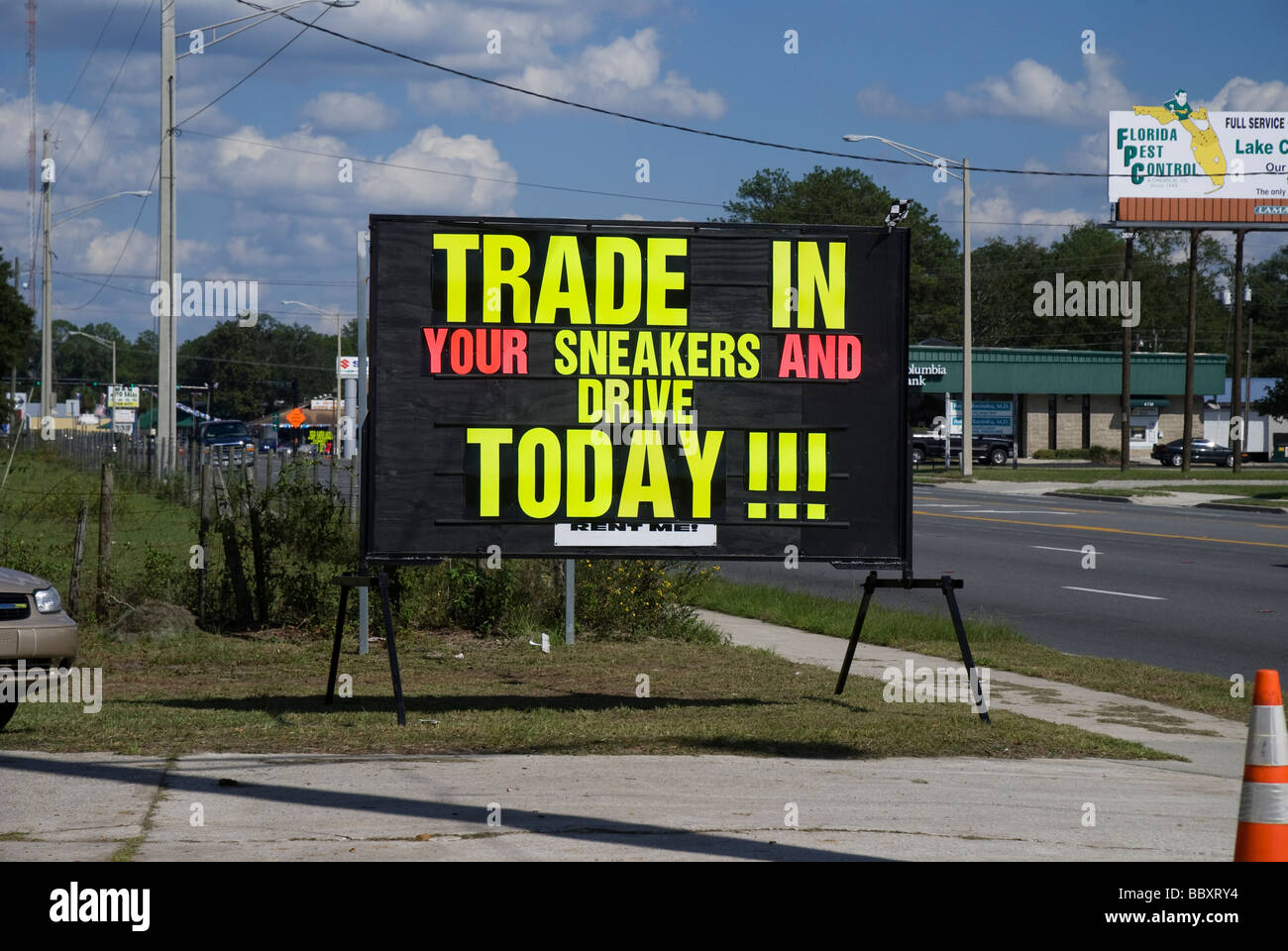 Melden Sie bei Gebrauchtwagen Parkplatz Lake City Florida Stockfoto