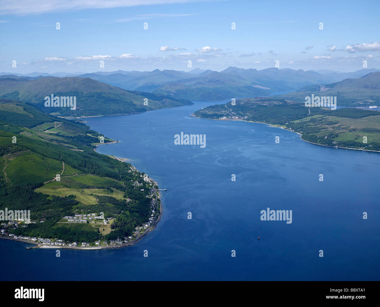 Strone und Loch Long, Blick nach Norden in Richtung der westlichen Hochland Berge, westlichen Schottland Stockfoto