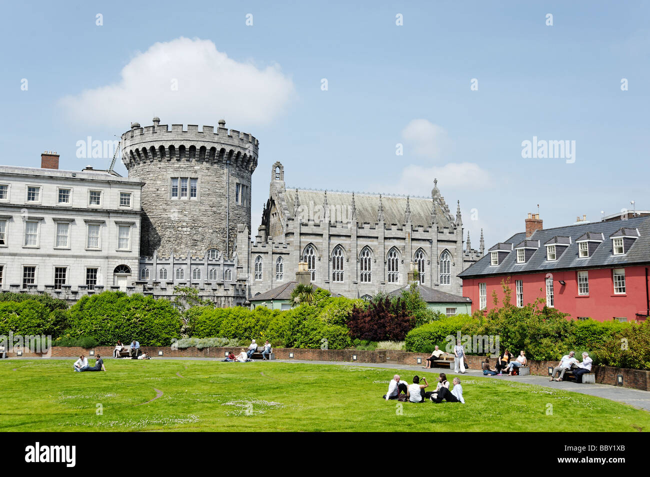 Mit Blick auf Garten Dublinn Record Tower im Dublin Castle Dublin Republik von Irland Stockfoto