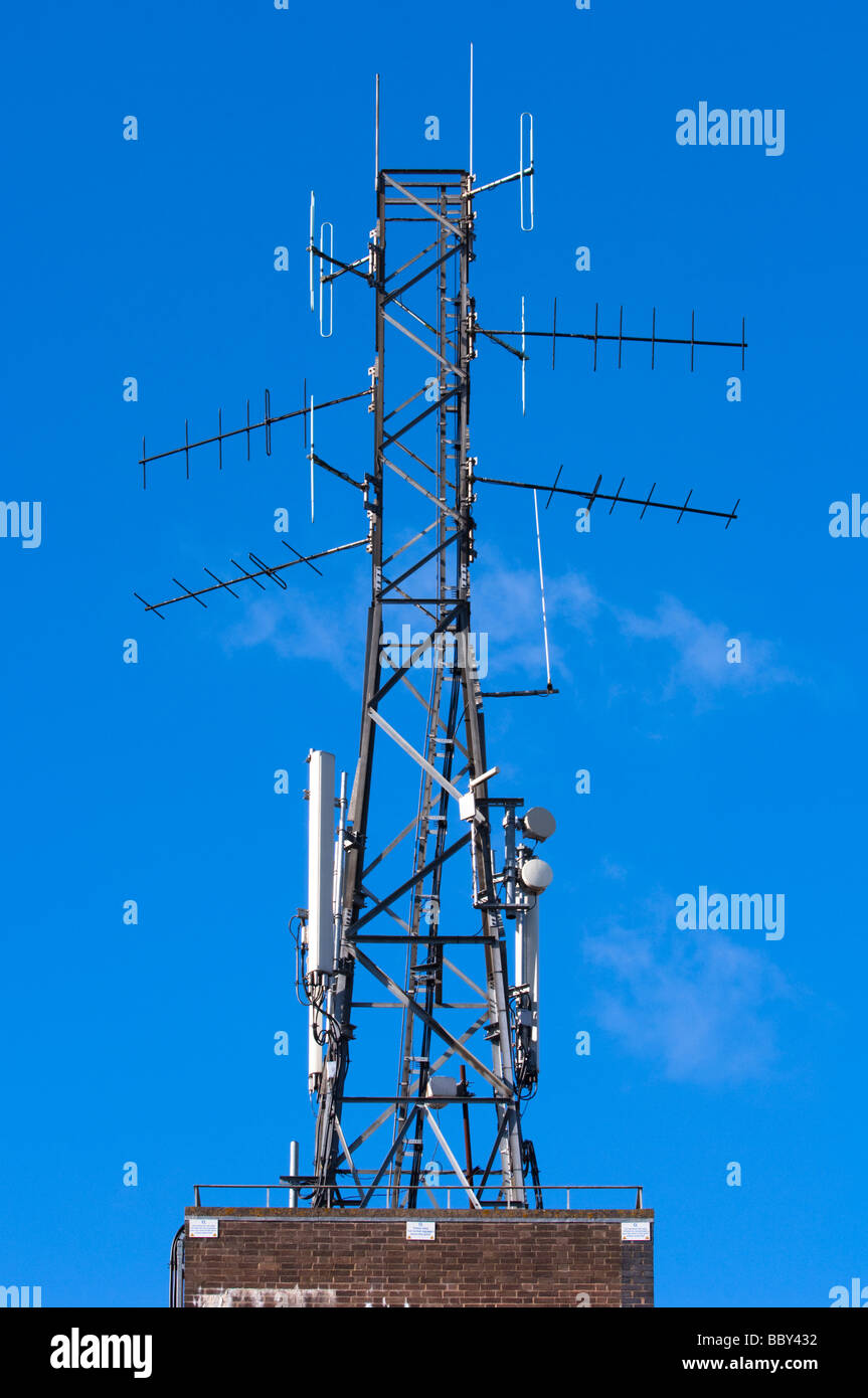 02 Handy-Mast, Feuerwache, Leamington Spa, Warwickshire, UK. Stockfoto