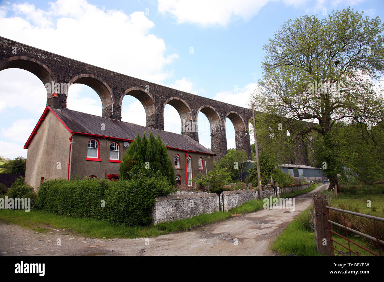 Cynghordy Viadukt über die Herzlinie von Wales in der Nähe der kleinen Stadt Llandovery am Rande des Brecon Beacons Stockfoto