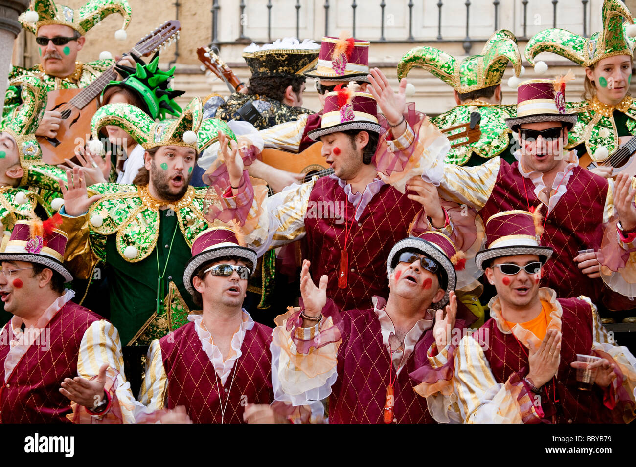 Carrusel de Coros de Los Carnavales de Cadiz Andalusien España Chöre im Karussell Karneval in Cadiz Andalusien Spanien Stockfoto