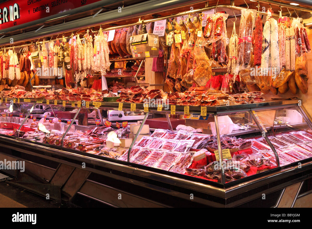 Fleisch-Stall La Boqueria Barcelona Catalunya Spanien Stockfoto