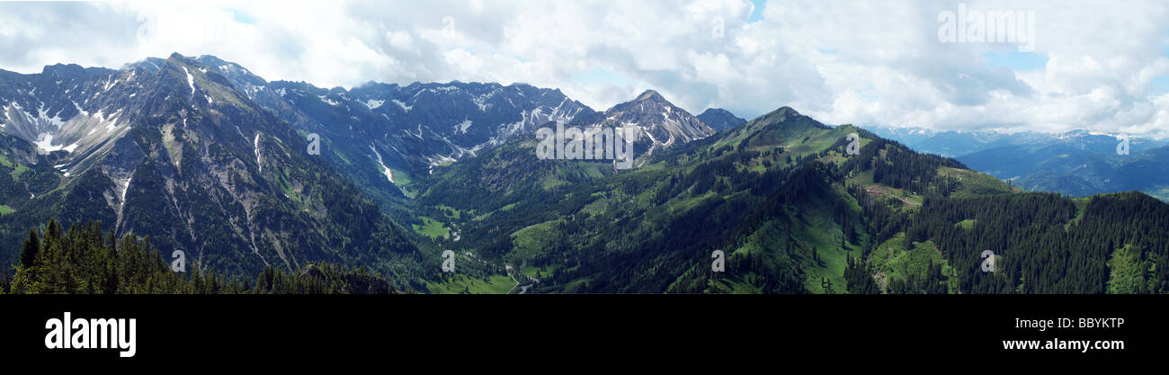 Panoramablick vom Hörnergruppe in den Allgäu Alpen Stockfoto