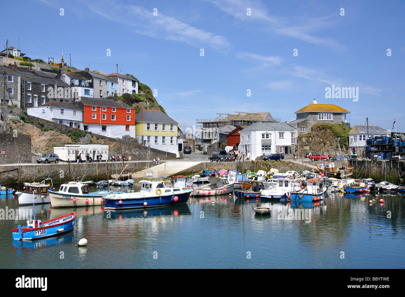 Blick auf den Hafen, Mevagissey, Cornwall, England, Vereinigtes Königreich Stockfoto