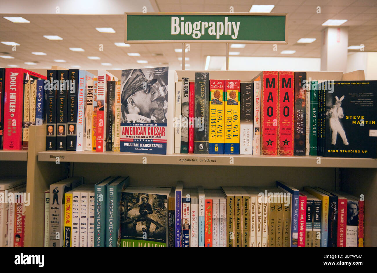 Biographie-Buchregale, Barnes &amp; Noble, USA Stockfoto