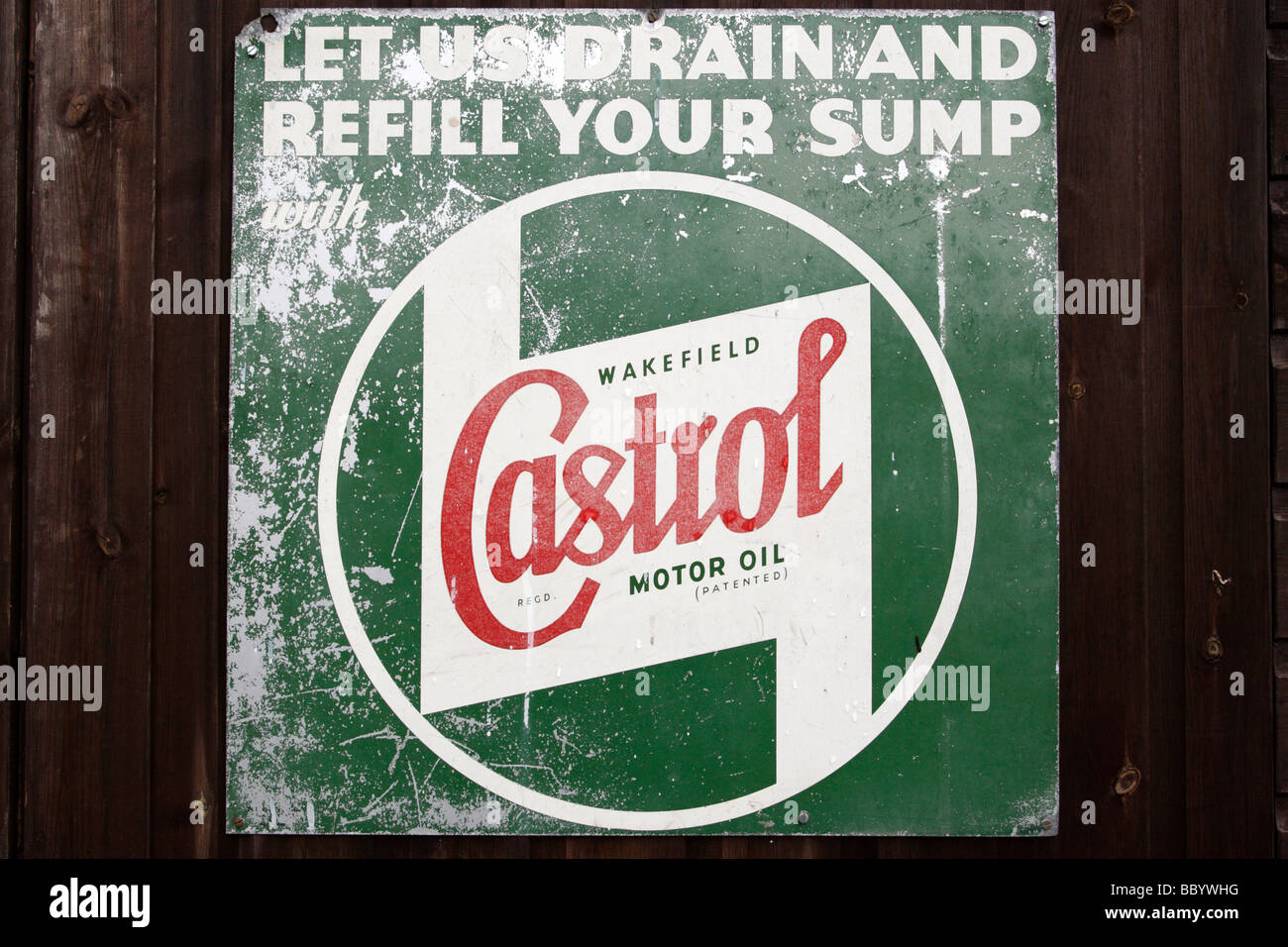 alten altmodischen Castrol Motoröl Blechschild Black Country Museum Dudley West Midlands uk Stockfoto