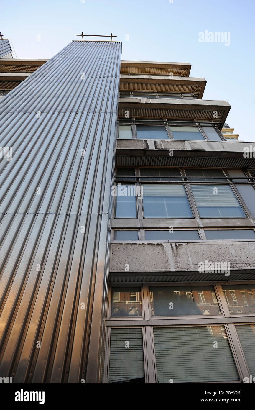 Keybridge Haus in Vauxhall, Südlondon.  Es wurde im Jahr 1975 von g.w. Mills & Associates entworfen und ist derzeit im Besitz von BT Stockfoto