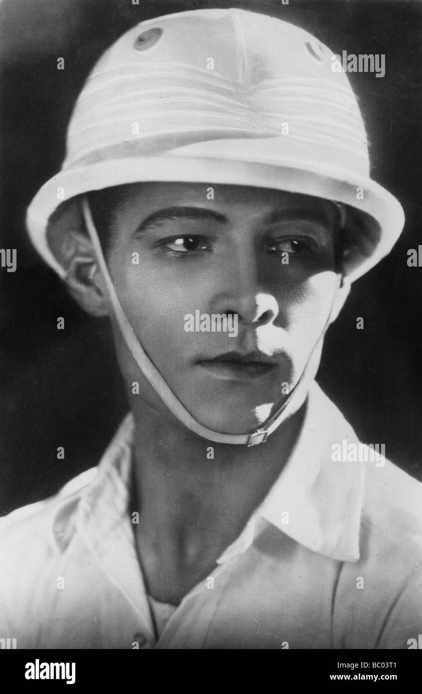 Rudolph Valentino (1895-1926), italienischer Schauspieler, c 1920. Artist: Unbekannt Stockfoto