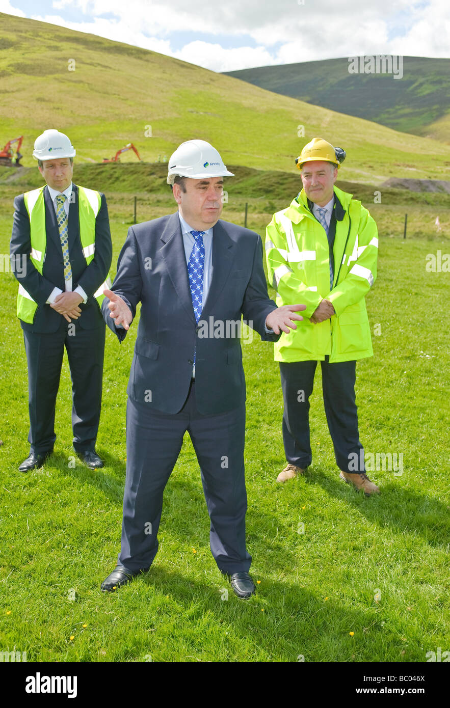 Alex Salmond kündigt Windpark-Projekt in Clydesdale Stockfoto